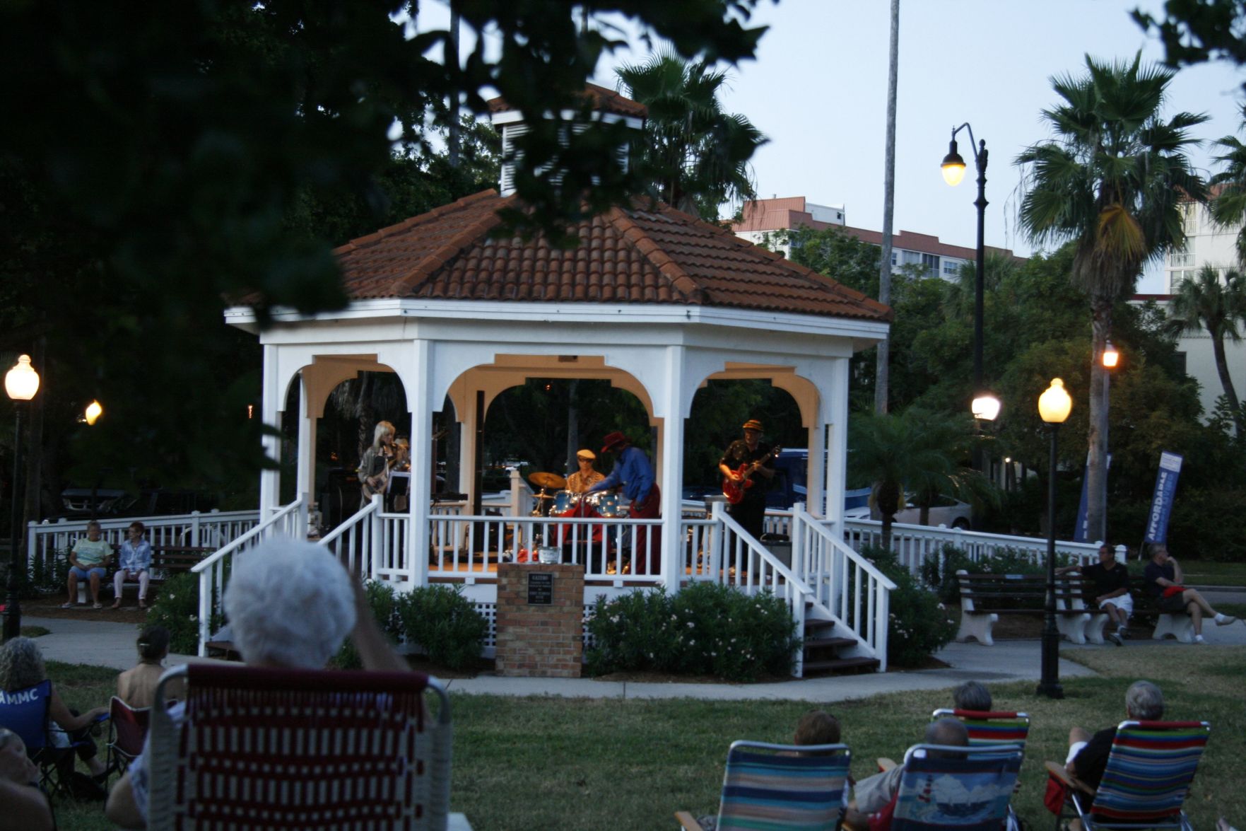 Downtown Venice’s Friday Night Music Series
